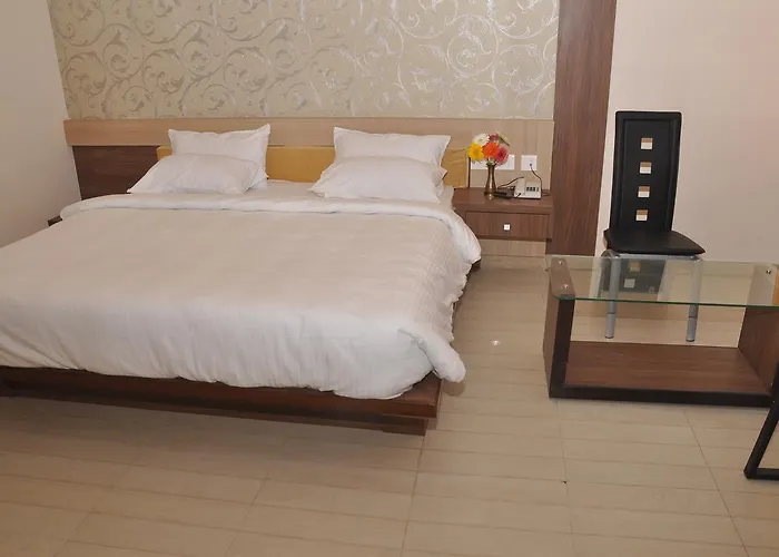 Hotel Sri Vaari Residency