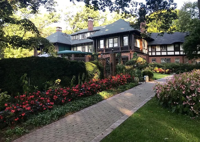 Gramercy Mansion