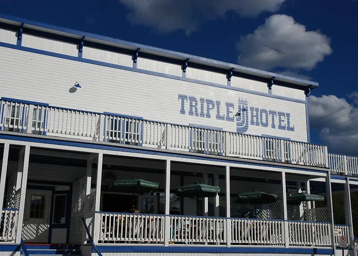 Triple J Hotel