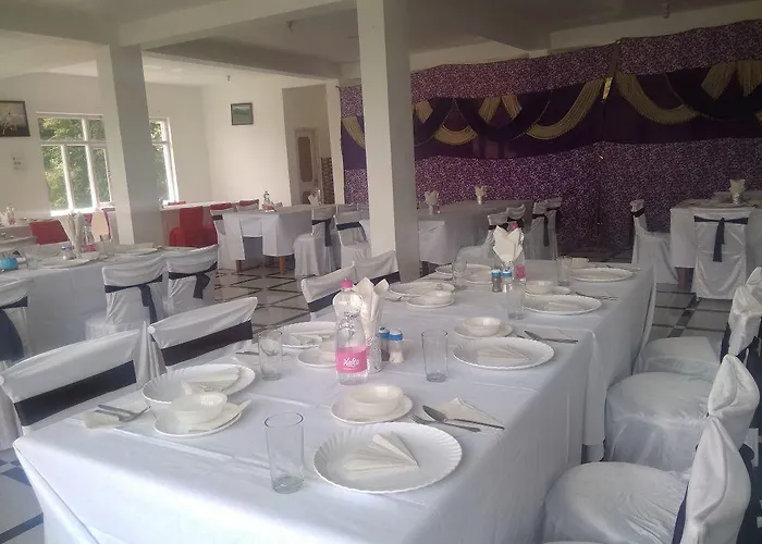 Hotel Holiday Home Khajjiar
