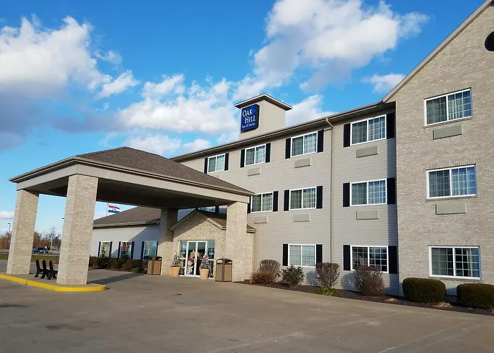 Oak Hill Inn & Suites