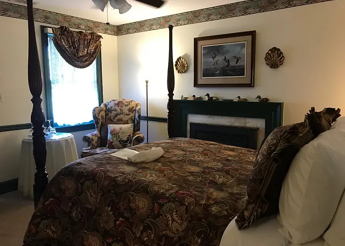 Parsonage Inn Bed And Breakfast