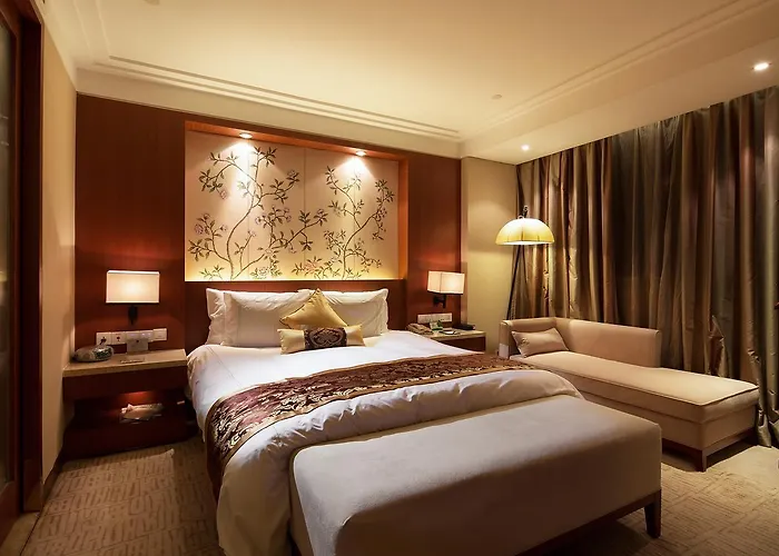 Zhenjiang Fengfan Holiday Hotel