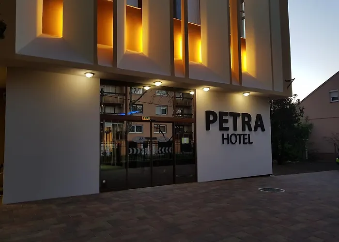 Petra Hotel