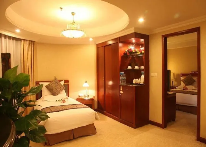 Shanyang Jianguo Hotel