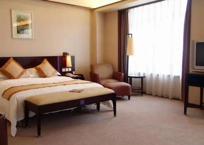 Meilun Business Hotel