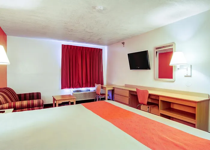 Motel 6-Columbia, Mo - East