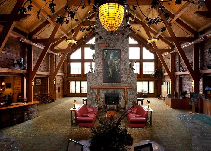 Hope Lake Lodge & Indoor Waterpark