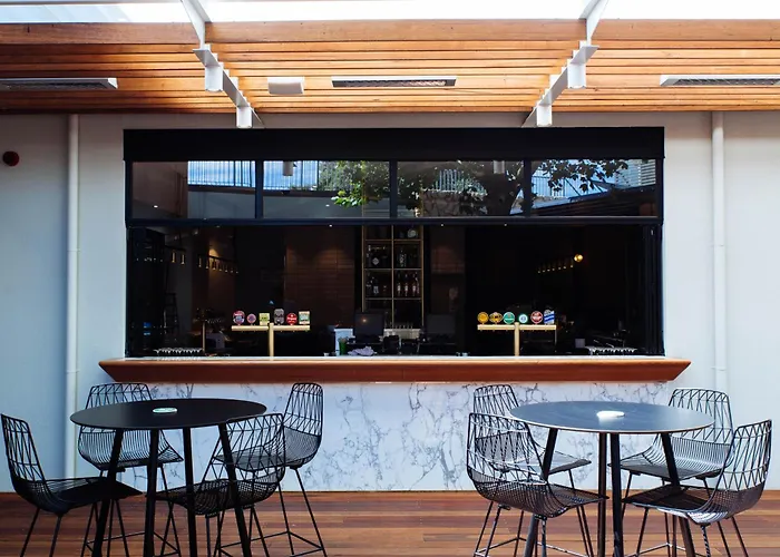 Morphett Arms Hotel