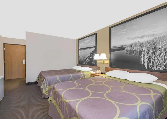 Super 8 By Wyndham Lisbon