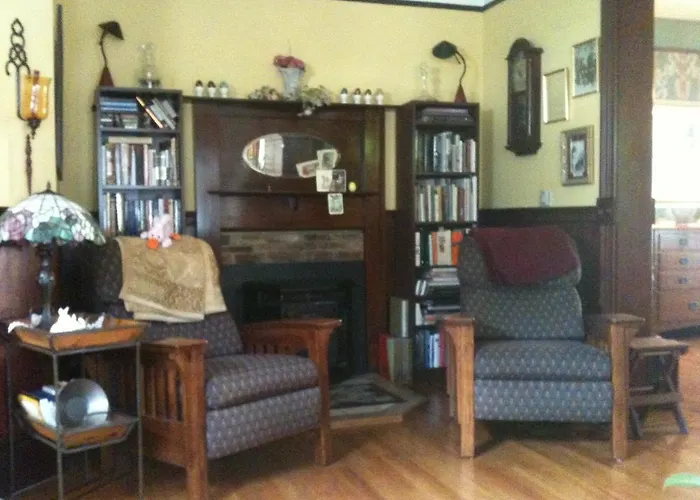 Albert Shafsky House B&B