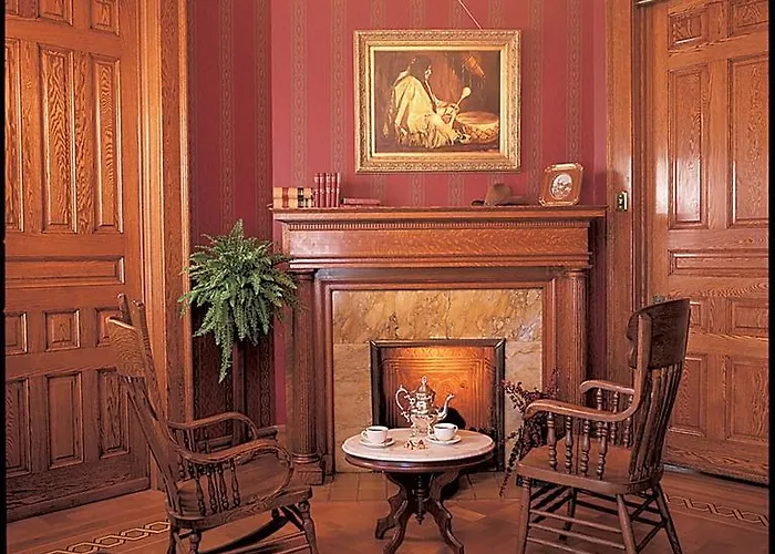 Nagle Warren Mansion B&B