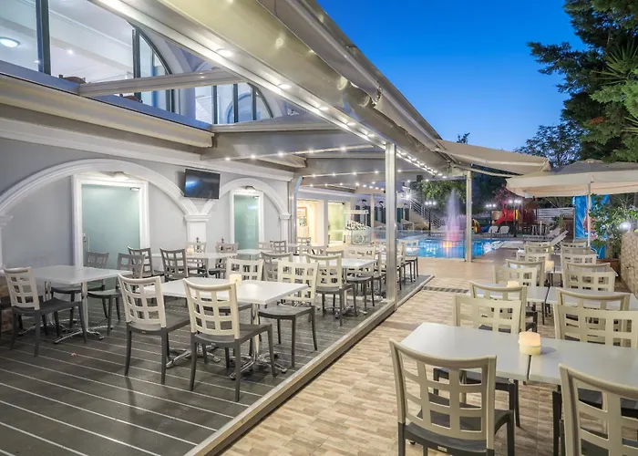 Denise Beach Hotel