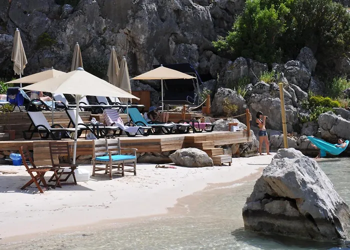 Badem Tatil Evi