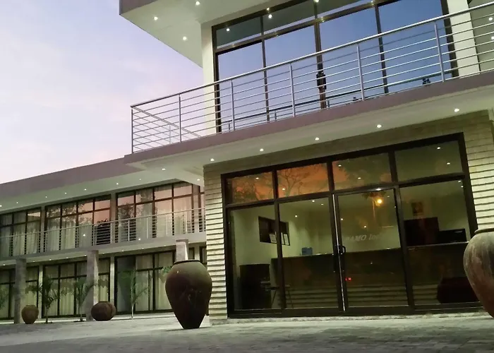 Pamo Hotel And Restaurants