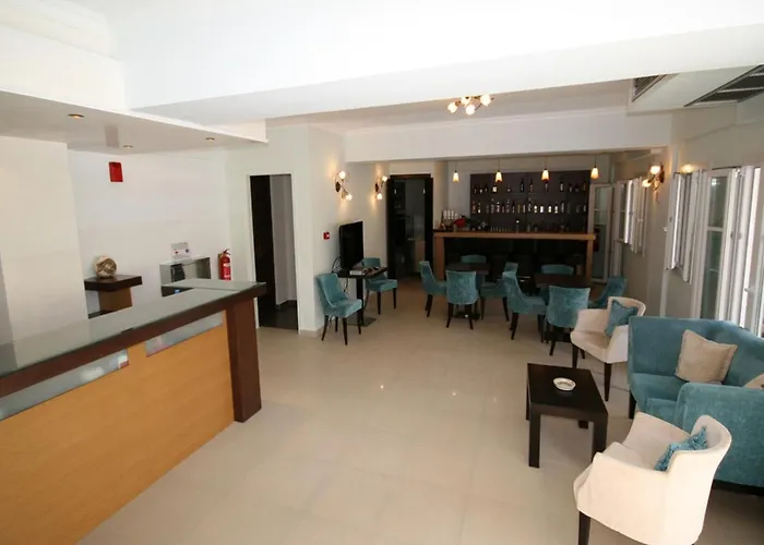 Ionis Hotel