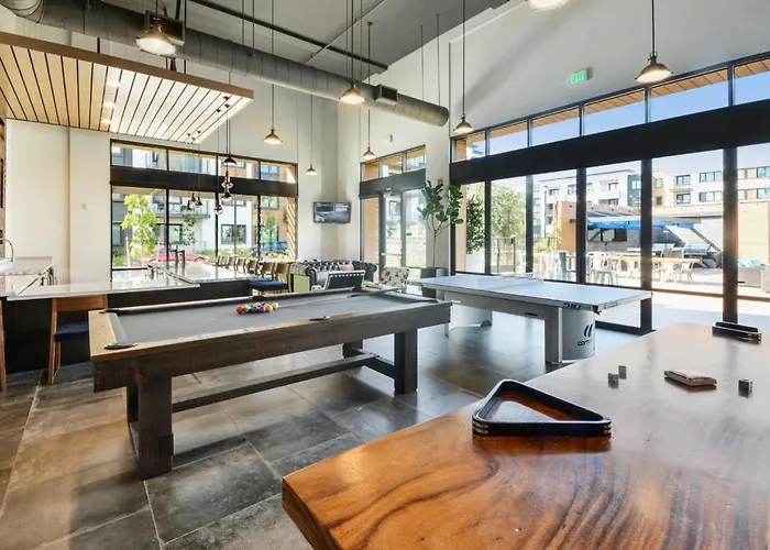 Bluebird Suites In Menlo Park
