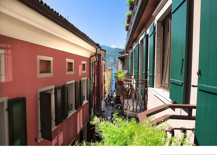 Hotel Lago Di Garda