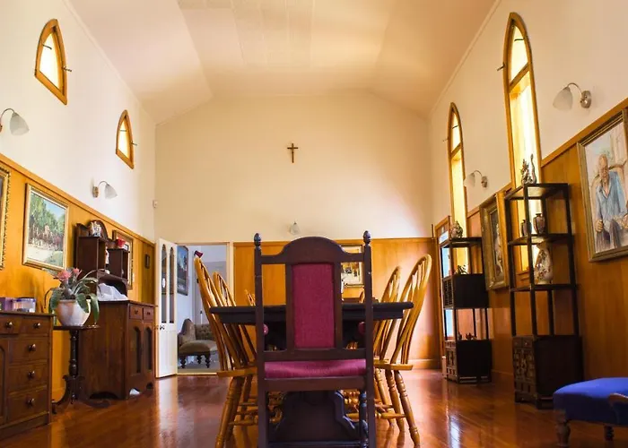 The Pier Lodge Bed And Breakfast