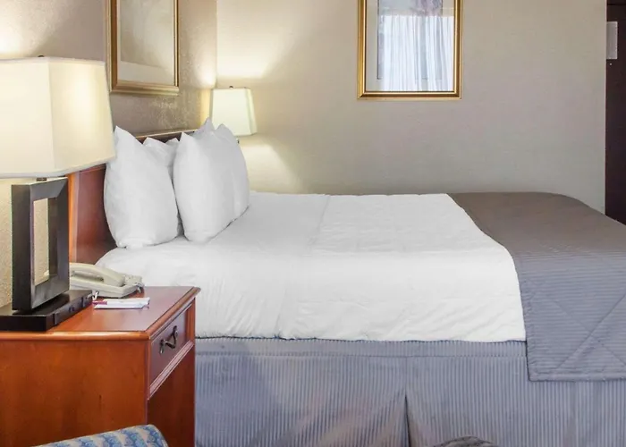The Clarion Inn Elk City