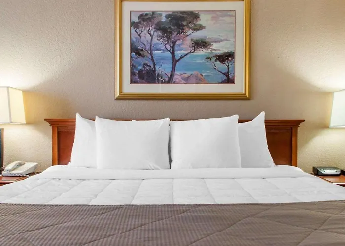 The Clarion Inn Elk City