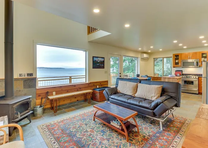 The Cabin At Oak Bay