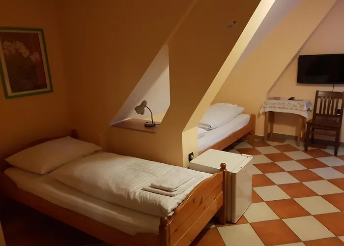 Pirates Hotel