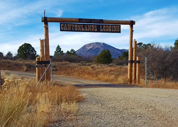 Ranch Mountain Cabin, Stunning! Campfire, Hiking