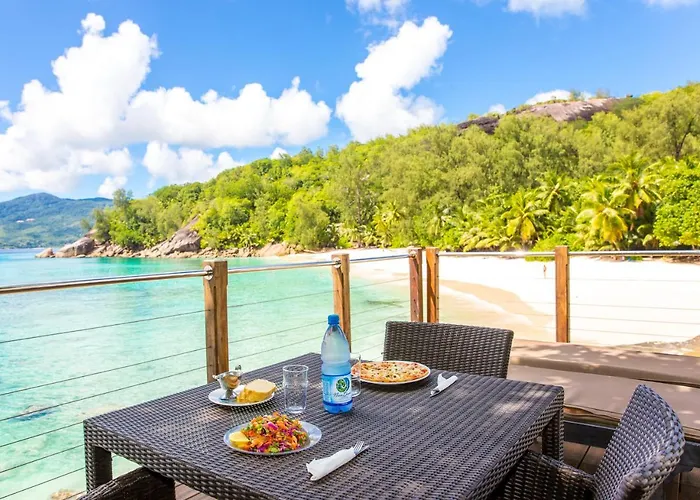 Anse Soleil Beachcomber Hotel And Self Catering