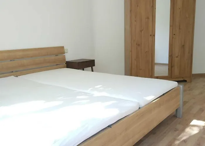 Sonnige EG-Wohnung mit Garten Terrasse in Forchheim