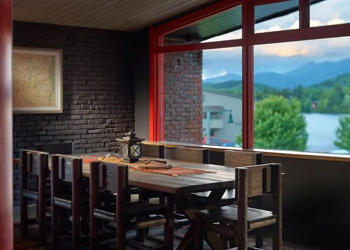 Lake House At High Peaks Resort