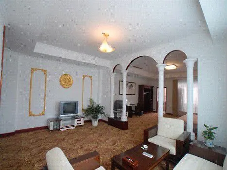 Anqing Yin Bin Business Hotel