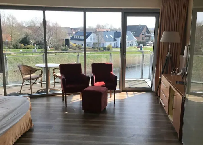 Hotel Benserhof Garni Am Hafen