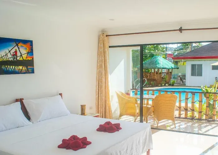 Alona Vida Beach Hill Resort