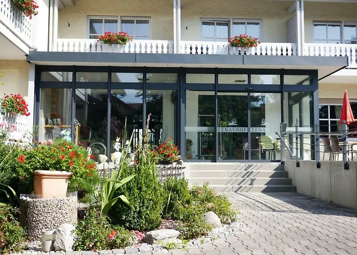 Hotel Lenauhof