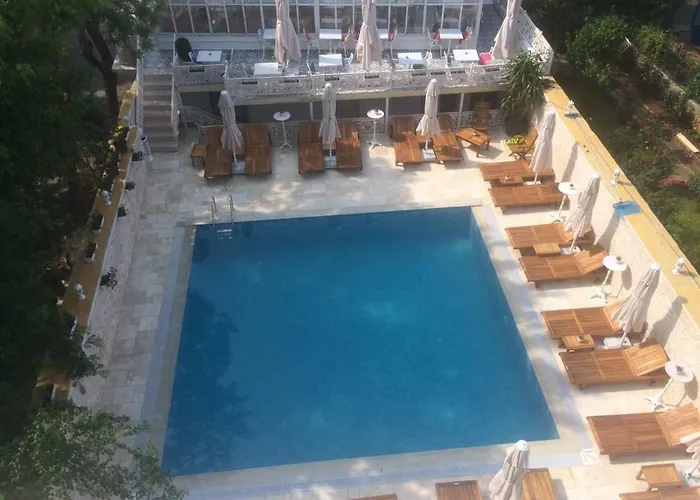 Buyukada Cankaya Hotel