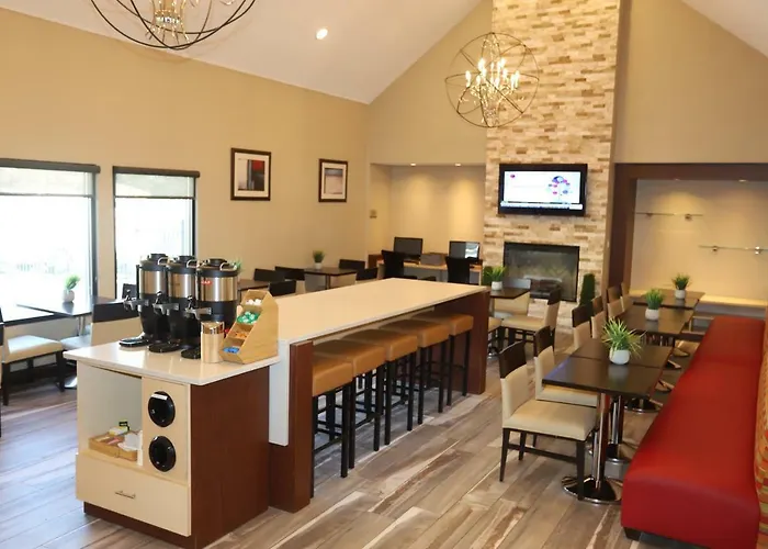 Hawthorn Suites By Wyndham Detroit Southfield