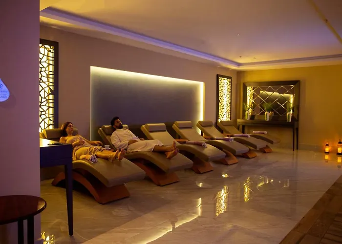 Premier Vista Hotel