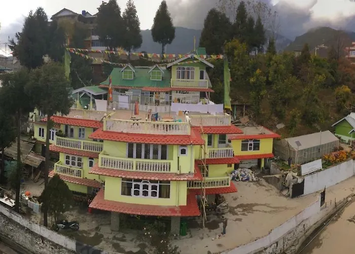 Dolma Guest House