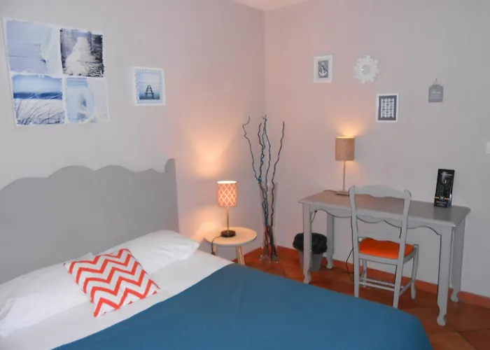 Hotel Athena