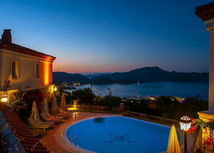 Swan Lake Hotel - Adult Only