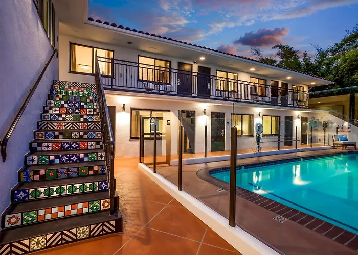 Blue Sands Inn, A Kirkwood Collection Hotel