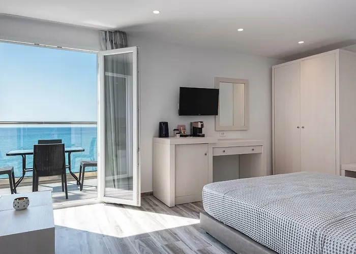 Kyma Rooms & Suites