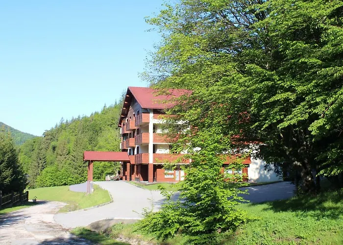 Monte Cervo Bio Hotel & Spa