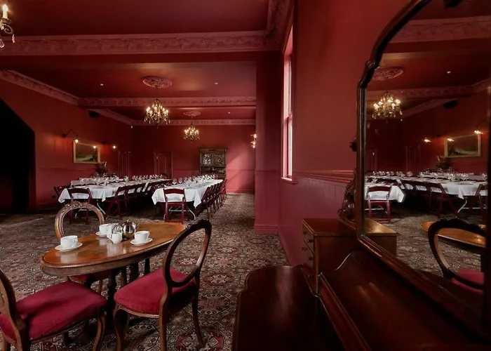The Royal Hotel Featherston - Boutique Hotel