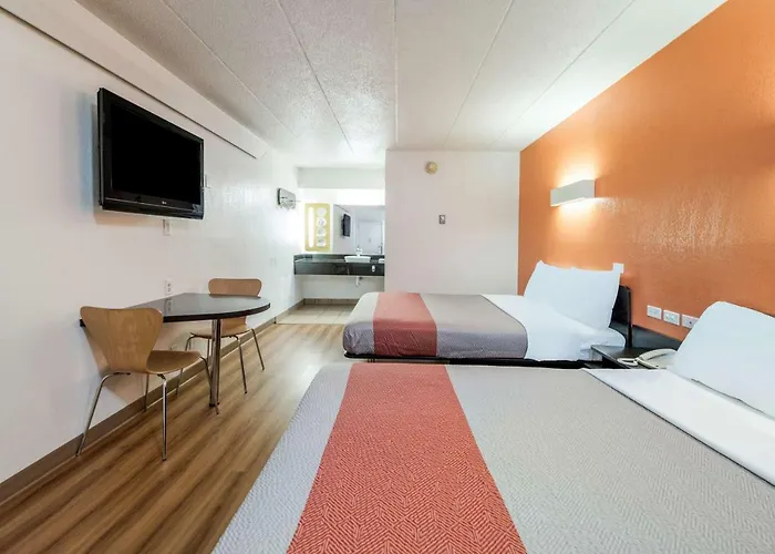 Motel 6-Columbus, Oh - Worthington