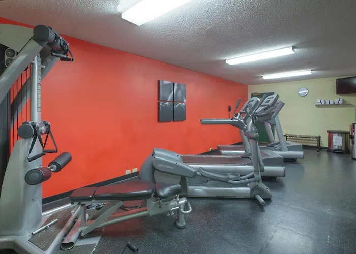 Country Inn & Suites By Radisson, Waterloo, Ia