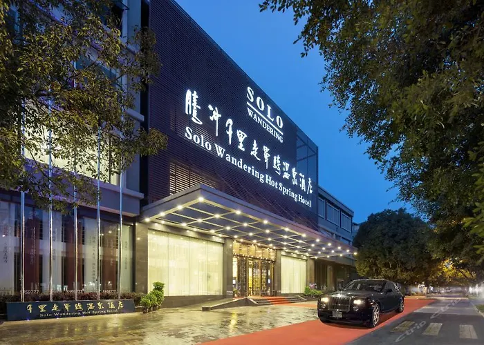 Solo Wandering Hot Spring Hotel