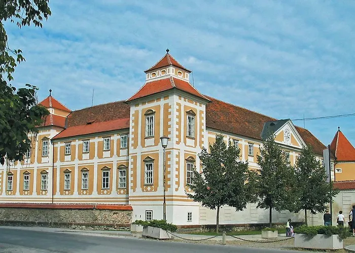 Hotel Leonardo