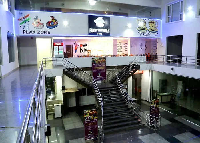 Triguna Clarks Inn Kurnool